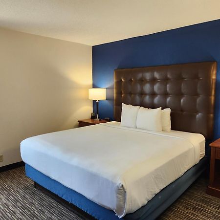 Heritage Inn & Suites St Louis Fenton, Trademark By Wyndham Εξωτερικό φωτογραφία