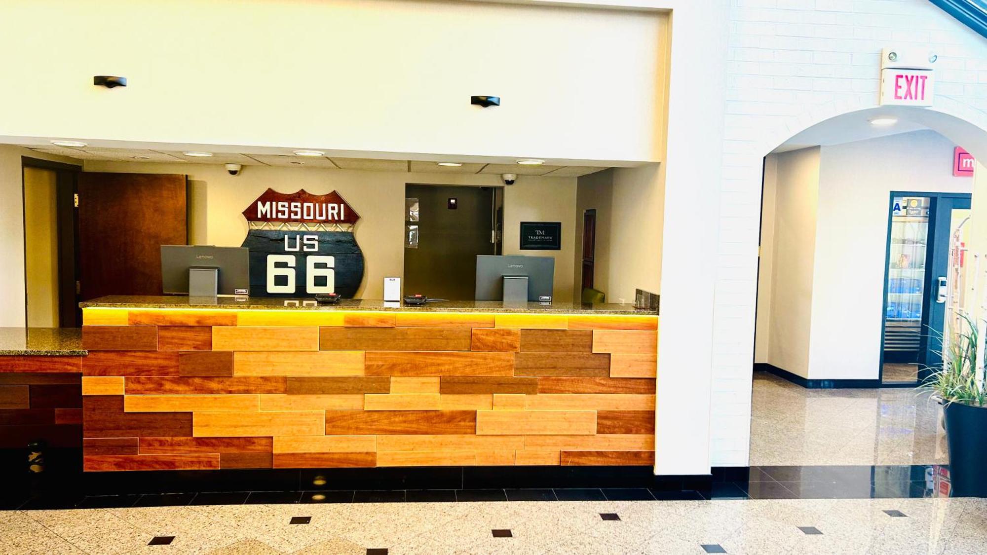 Heritage Inn & Suites St Louis Fenton, Trademark By Wyndham Εξωτερικό φωτογραφία