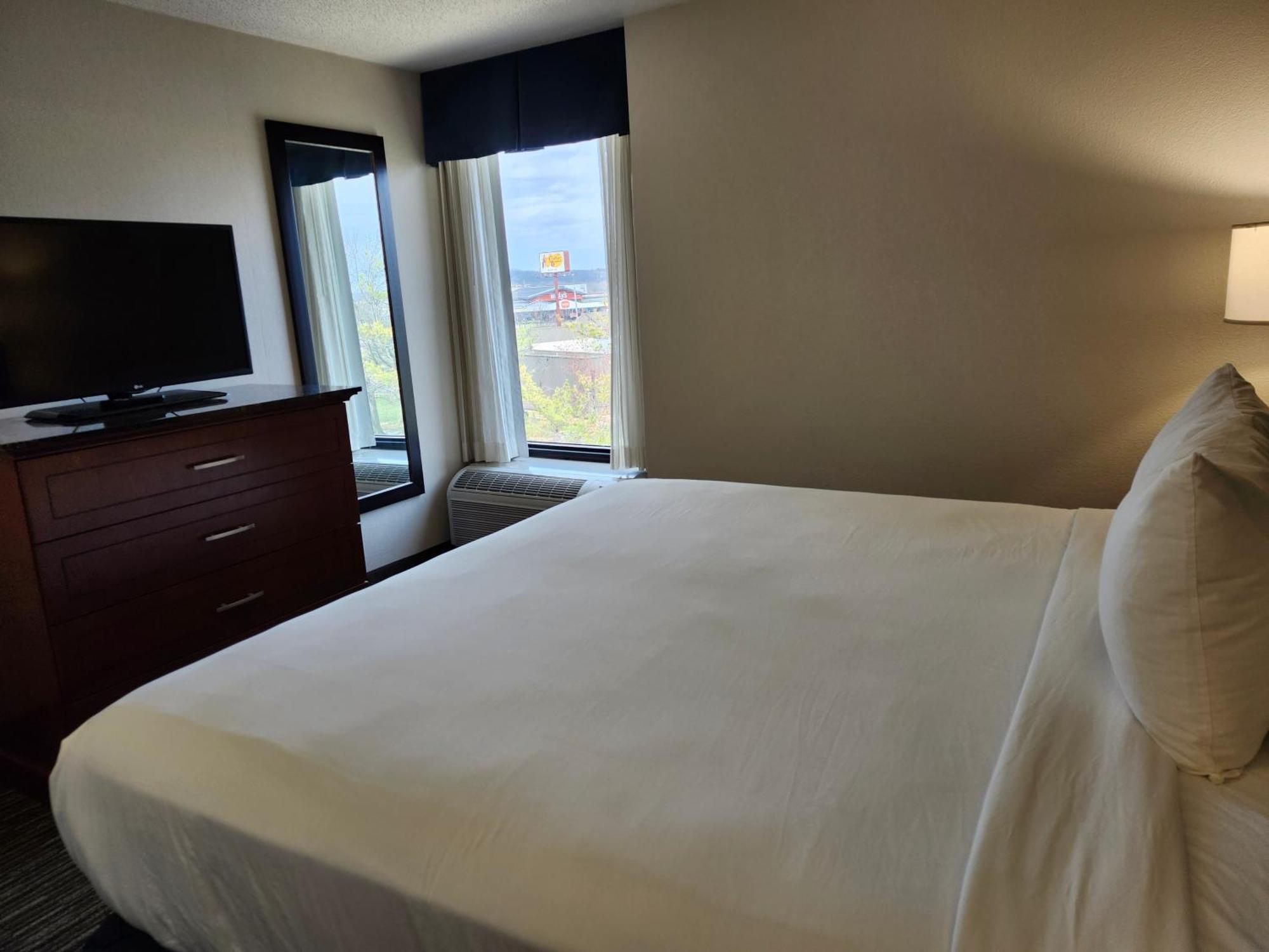 Heritage Inn & Suites St Louis Fenton, Trademark By Wyndham Εξωτερικό φωτογραφία