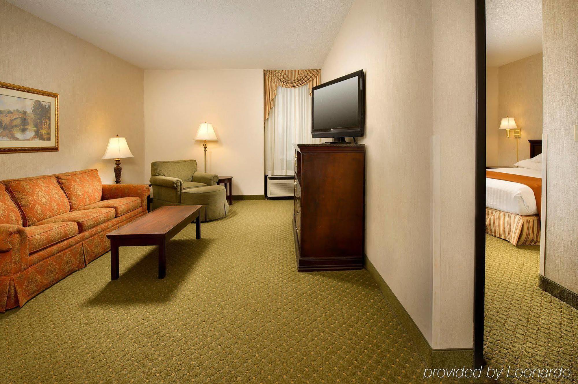 Heritage Inn & Suites St Louis Fenton, Trademark By Wyndham Εξωτερικό φωτογραφία